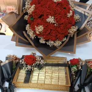 İnci Detaylı Kırmızı İsteme Çiçeği