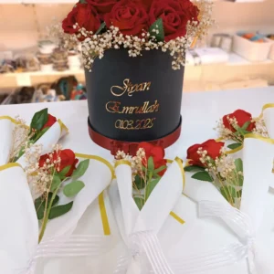 Kalp Figürlü İsteme Çiçeği